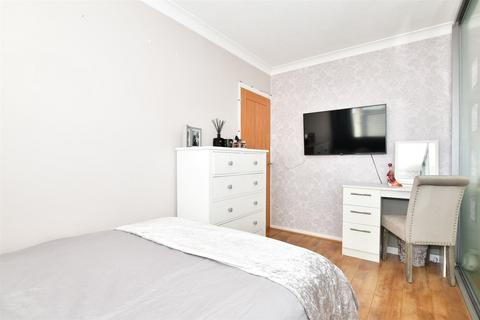 95 Ediva Road, Meopham, Gravesend, DA13 0ND