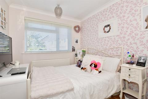 95 Ediva Road, Meopham, Gravesend, DA13 0ND
