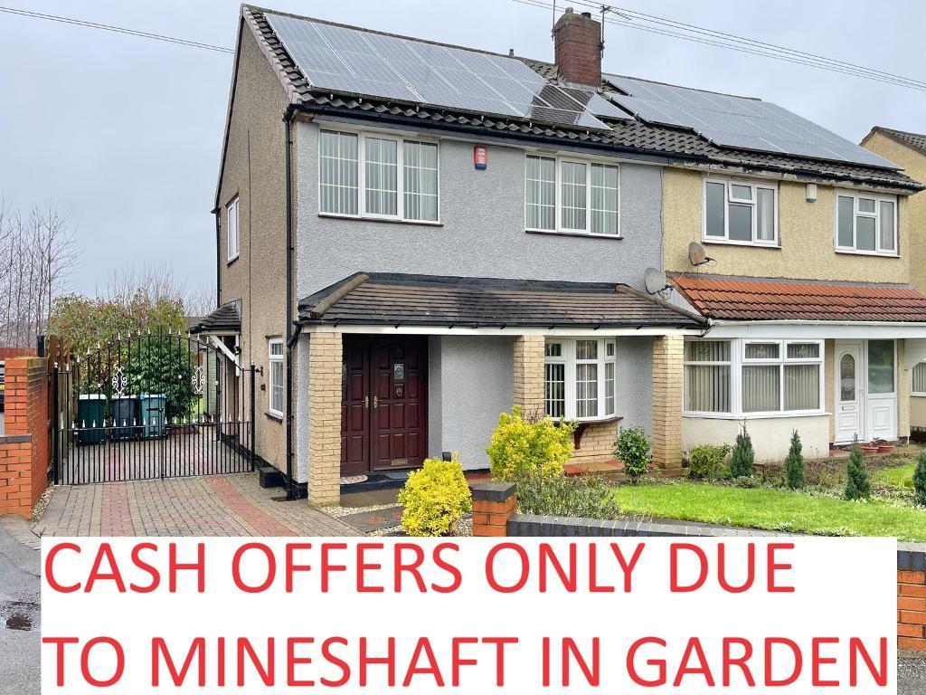 Hampshire Road, West Bromwich, B71 2PR 3 bed semidetached house for