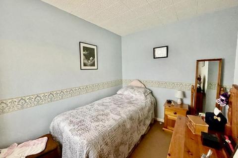 11 Angus Close, West Bromwich, B71 1BE