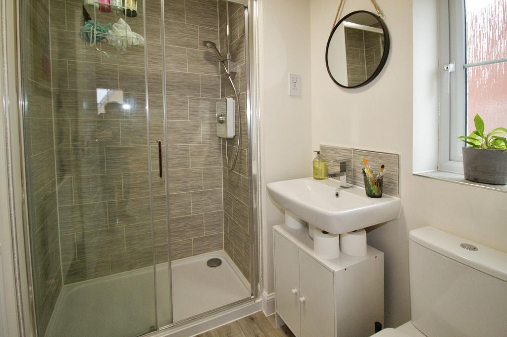 Master Ensuite