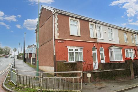 Ebbw Vale - 3 bedroom end of terrace house for sale