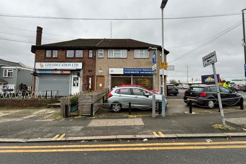 65a Delamere Road, Hayes, UB4 0NN