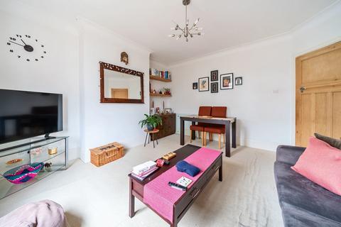 2 bedroom apartment for sale, Eaton Rise, Ealing, London