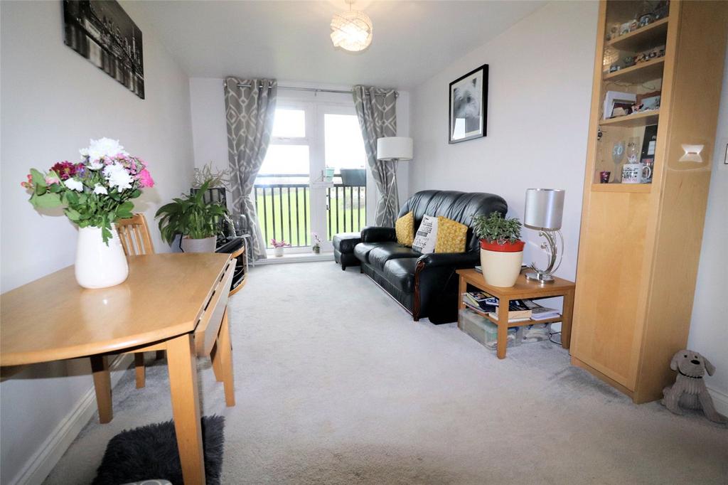 Tanners Close, Crayford, DA1 2 bed flat for sale £265,000