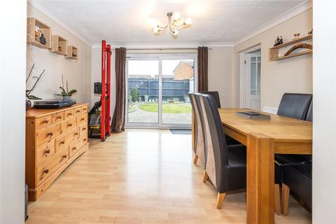 5 Branton Close, Luton, LU2 9TY