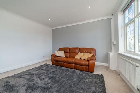 2 bedroom flat for sale - Cranleigh Close, South Croydon