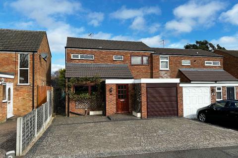 17 Field Barn Road, Hampton Magna, Warwick, CV35 8RX