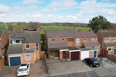 17 Field Barn Road, Hampton Magna, Warwick, CV35 8RX