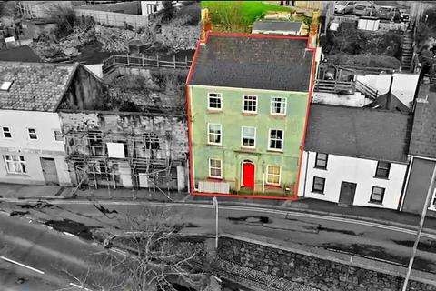 4 bedroom terraced house for sale, Bridgend Square, Haverfordwest, Pembrokeshire, SA61