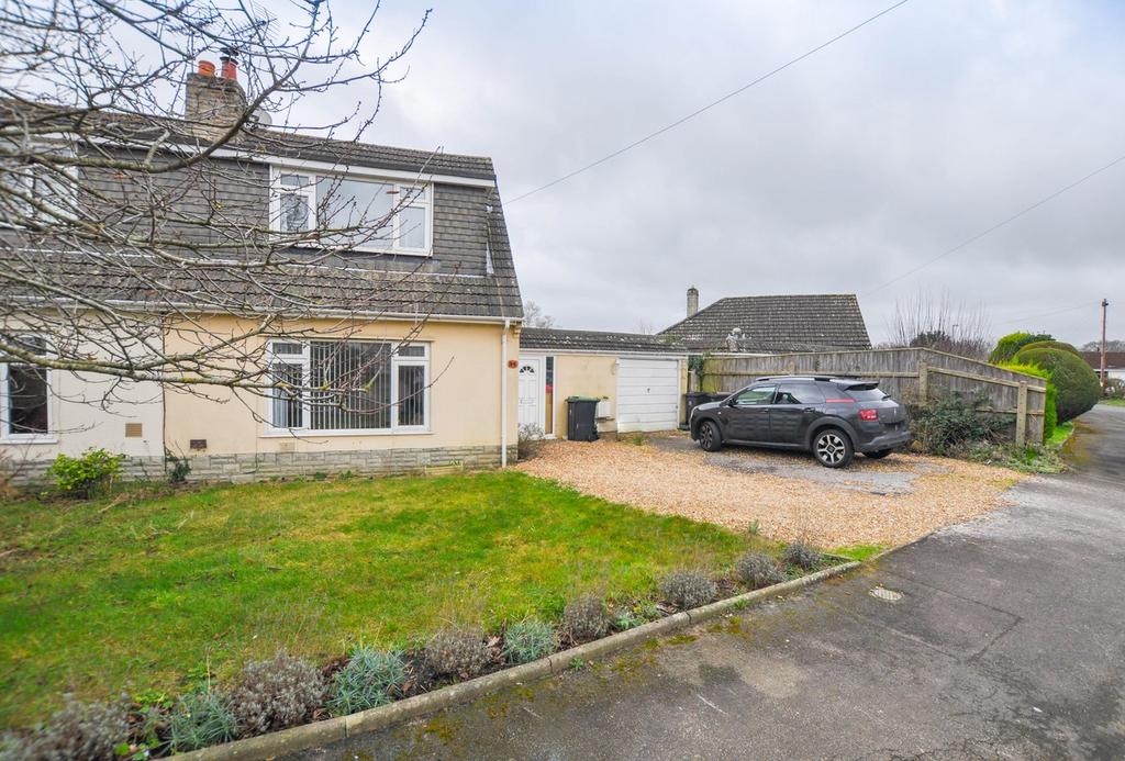 Foxcroft Drive, Wimborne, BH21 4 bed semidetached house for sale £
