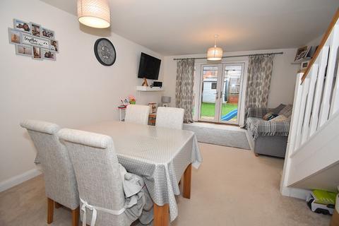 2 bedroom end of terrace house for sale - Ashlar Row, Tithebarn, Exeter, EX1