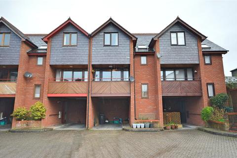 3 bedroom terraced house for sale, Cwrt Hafren, Chapel Street, Llanidloes, Powys, SY18