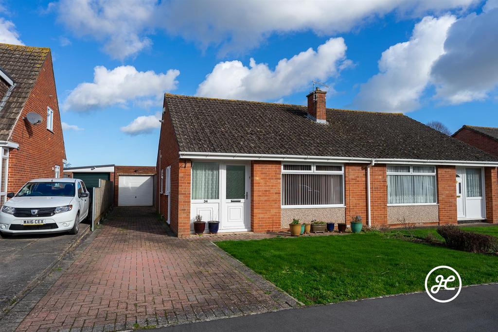 Wind Down Close, Bridgwater 2 Bed Semi-detached Bungalow For Sale - £ 