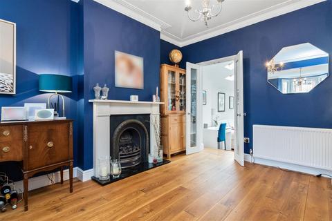32 Latimer Road, Wimbledon, London, SW19 1EP