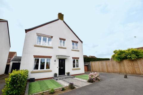 4 bedroom detached house for sale, Seal Crescent, New Waltham DN36