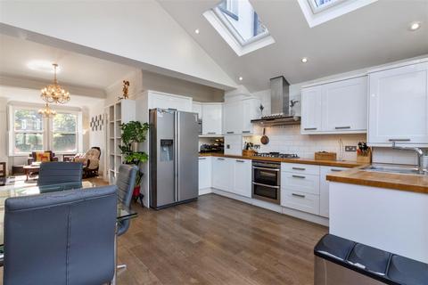 23 Ashcombe Road, London, SW19 8JP