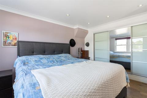 23 Ashcombe Road, London, SW19 8JP