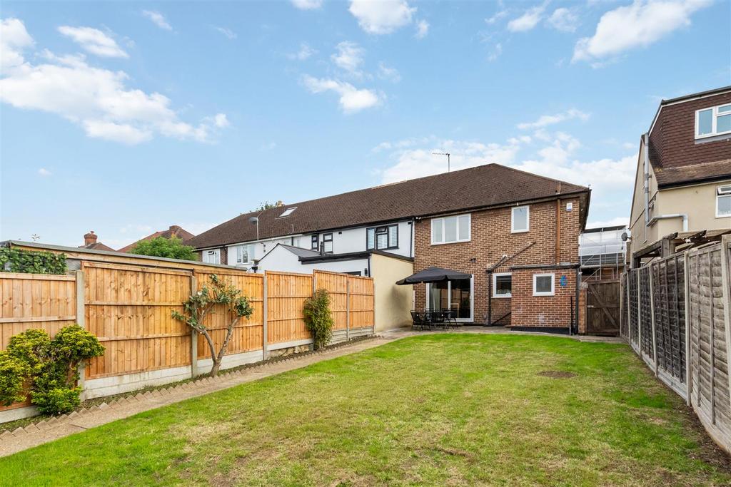Tudor Drive
