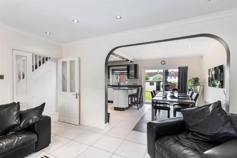 178 Tudor Drive, Morden, SM4 4PG