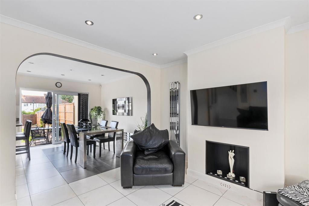 Tudor Drive