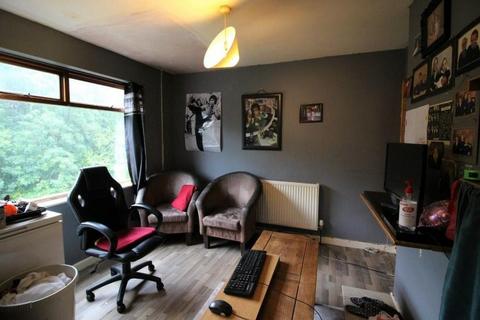 33 Kipling Road, Oldham, OL1 4LT