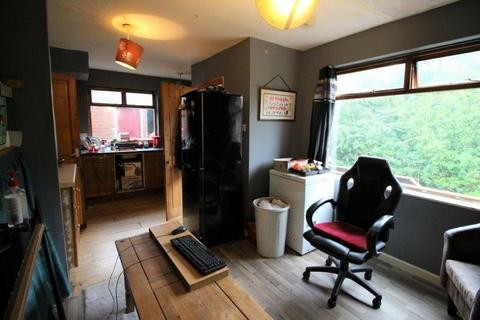 33 Kipling Road, Oldham, OL1 4LT