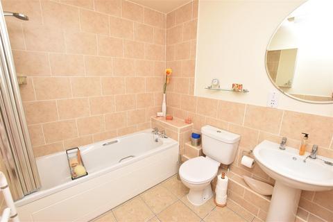 2 bedroom apartment for sale, Sea View Street, Cleethorpes DN35