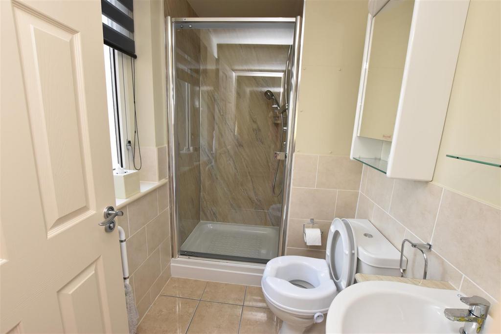 En suite shower room