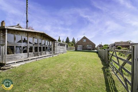 4 bedroom detached house for sale, Station Road, Walkeringham, Doncaster