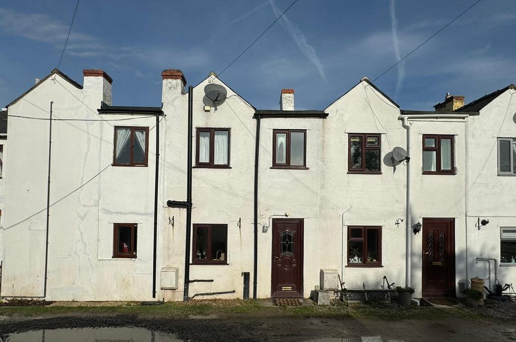 Stretton Sugwas, Hereford, HR4 3 bed terraced house for sale £239,950