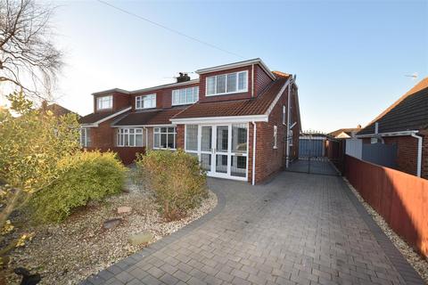 4 bedroom semi-detached house for sale - Mill Garth, Cleethorpes DN35