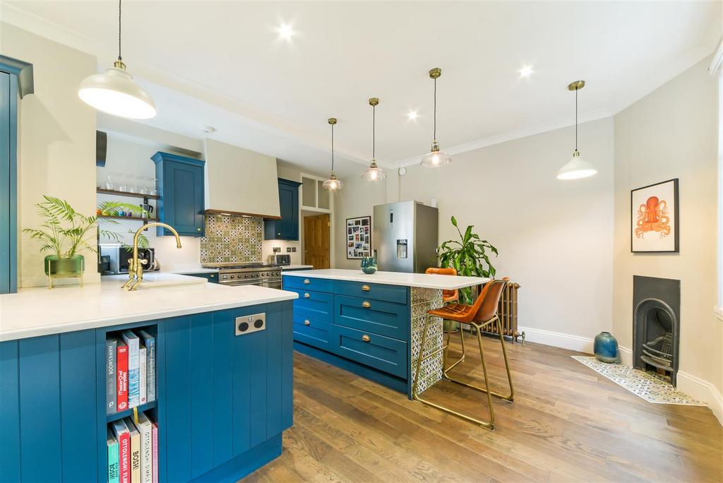 Kitchen/Dining Room