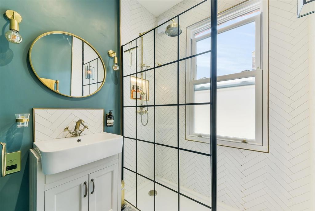 Stylish Shower Room