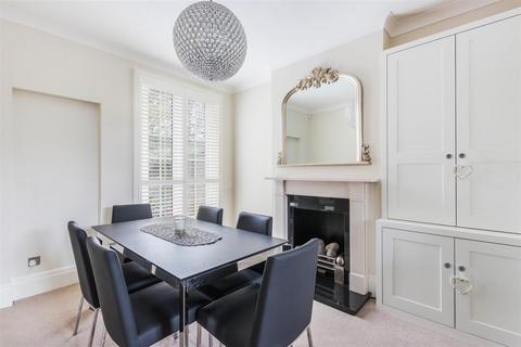 11 All Saints Road, London, SW19 1BU