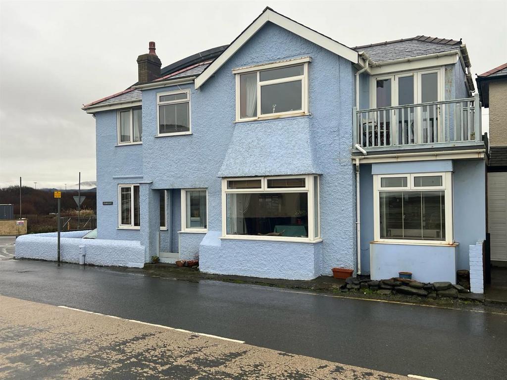 Borth, Aberystwyth 4 bed house for sale £350,000