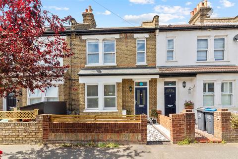 31 Bronson Road, London, SW20 8DZ