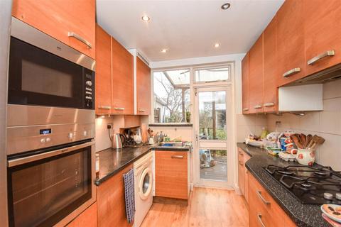 154 Grand Drive, London, SW20 9LZ