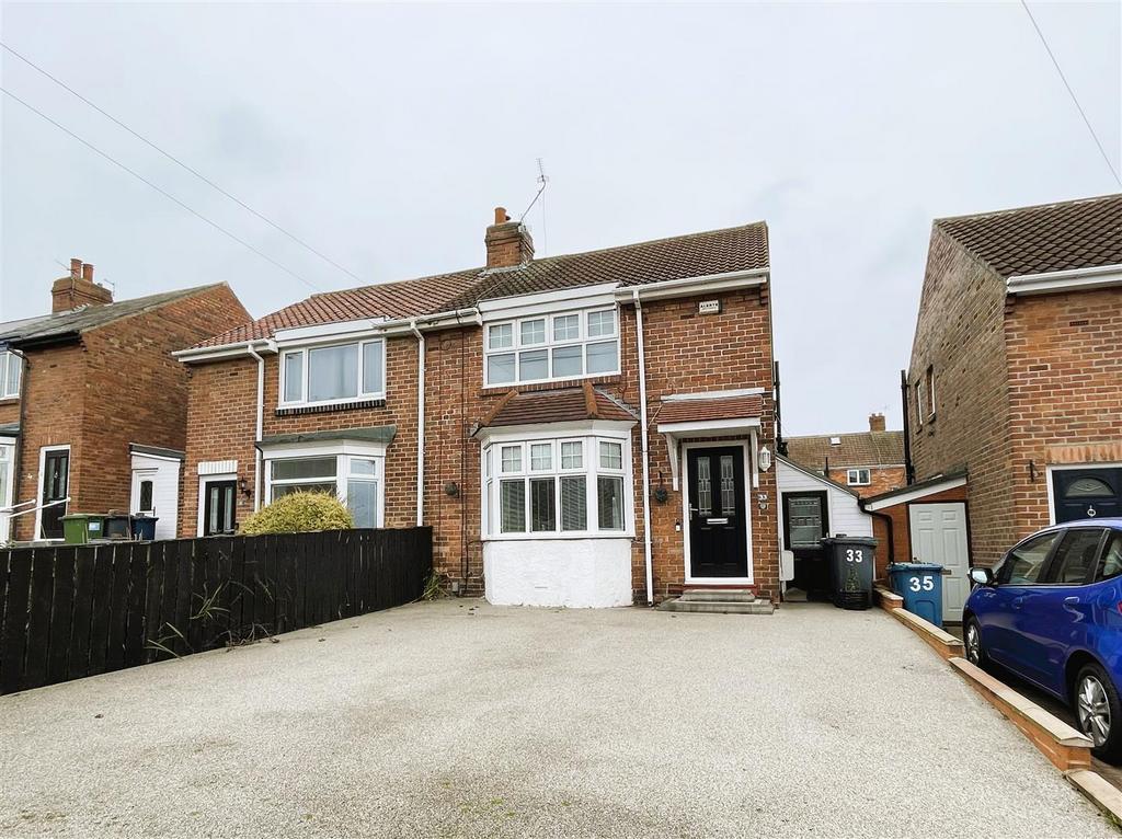 Highfield Drive, South Shields 2 bed semidetached house for sale £