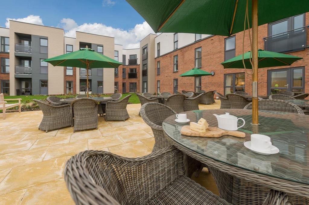 Communal Facilities &amp; Gardens