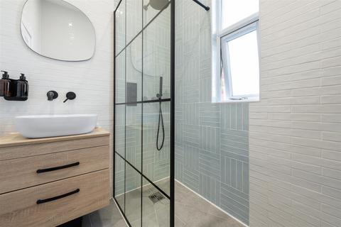 101 Effra Road, Wimbledon, London, SW19 8PS