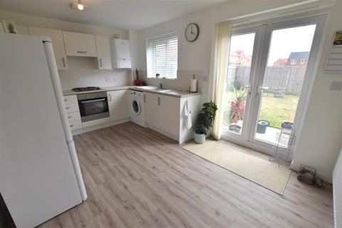 2 Cromwell Close, Grimsby, DN31 2FG