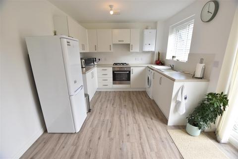 2 Cromwell Close, Grimsby, DN31 2FG