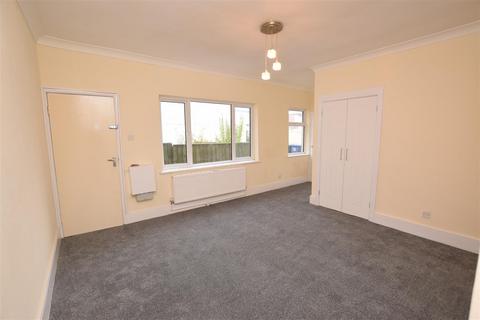 Flat 2, 13 Albert Road, Cleethorpes, DN35 8LX