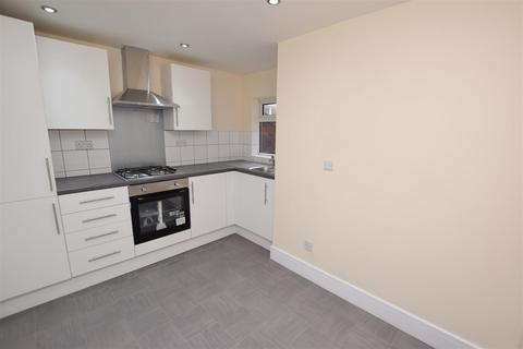 Flat 2, 13 Albert Road, Cleethorpes, DN35 8LX