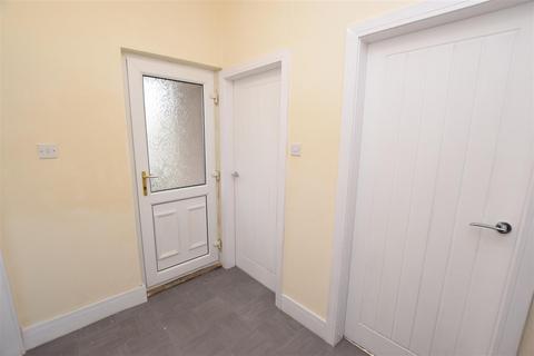 Flat 2, 13 Albert Road, Cleethorpes, DN35 8LX