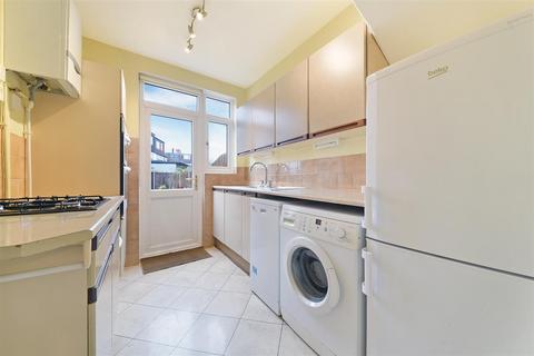 6 The Quadrant, London, SW20 8SP