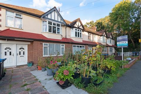 2 bedroom maisonette for sale, Heyford Avenue, London SW20