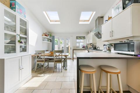 54 Carlton Park Avenue, London, SW20 8BL
