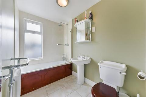 54 Carlton Park Avenue, London, SW20 8BL